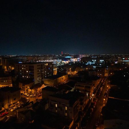 Designer'S Delight: Modern 1Br Near City Center Бухарест Экстерьер фото